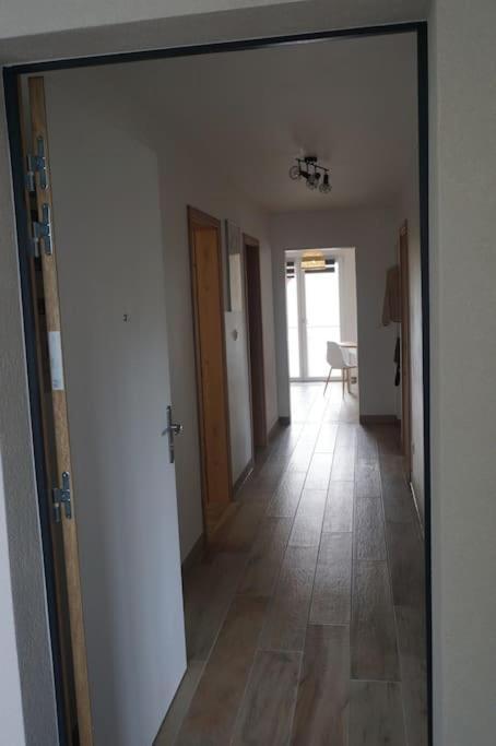 萨尔格米纳Le Bord De Sarre Meuble 3 Etoiles公寓 外观 照片